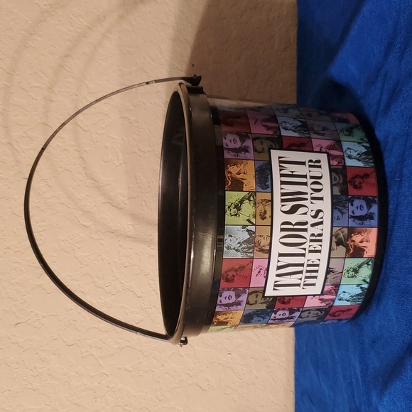 Taylor Swift "The Eras Tour" Movie Official Limited Edition Popcorn Buck… - Picture 2 of 9